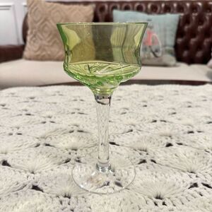 HUNGARIAN‎ CRYSTAL Light Green Diamond Cut Wine Glass 1- piece NEW